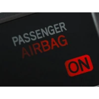 Горит лампа Airbag – причины, способы устранения неисправности